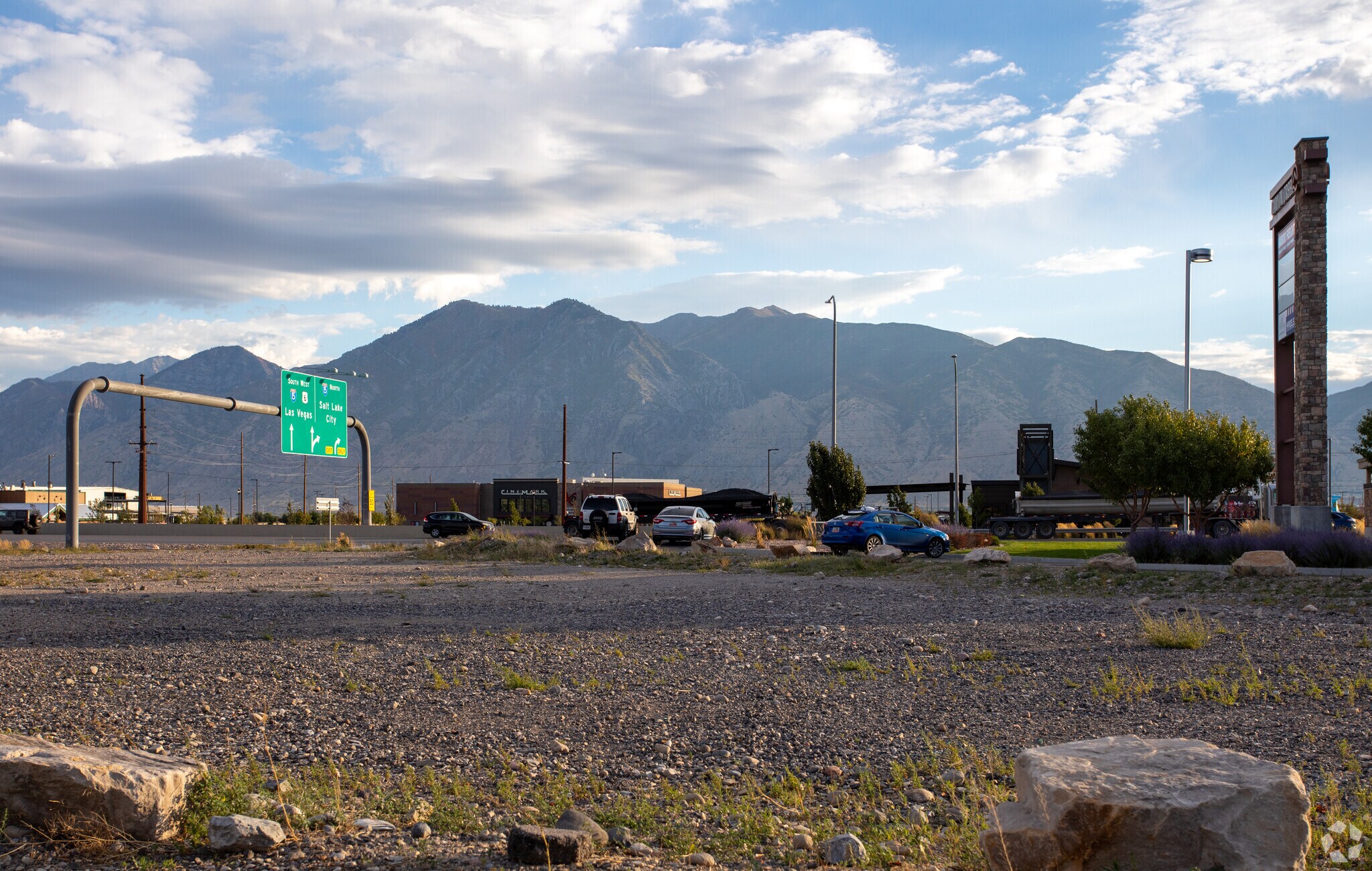 1950 N Canyon Creek Pky, Spanish Fork, UT for Rent