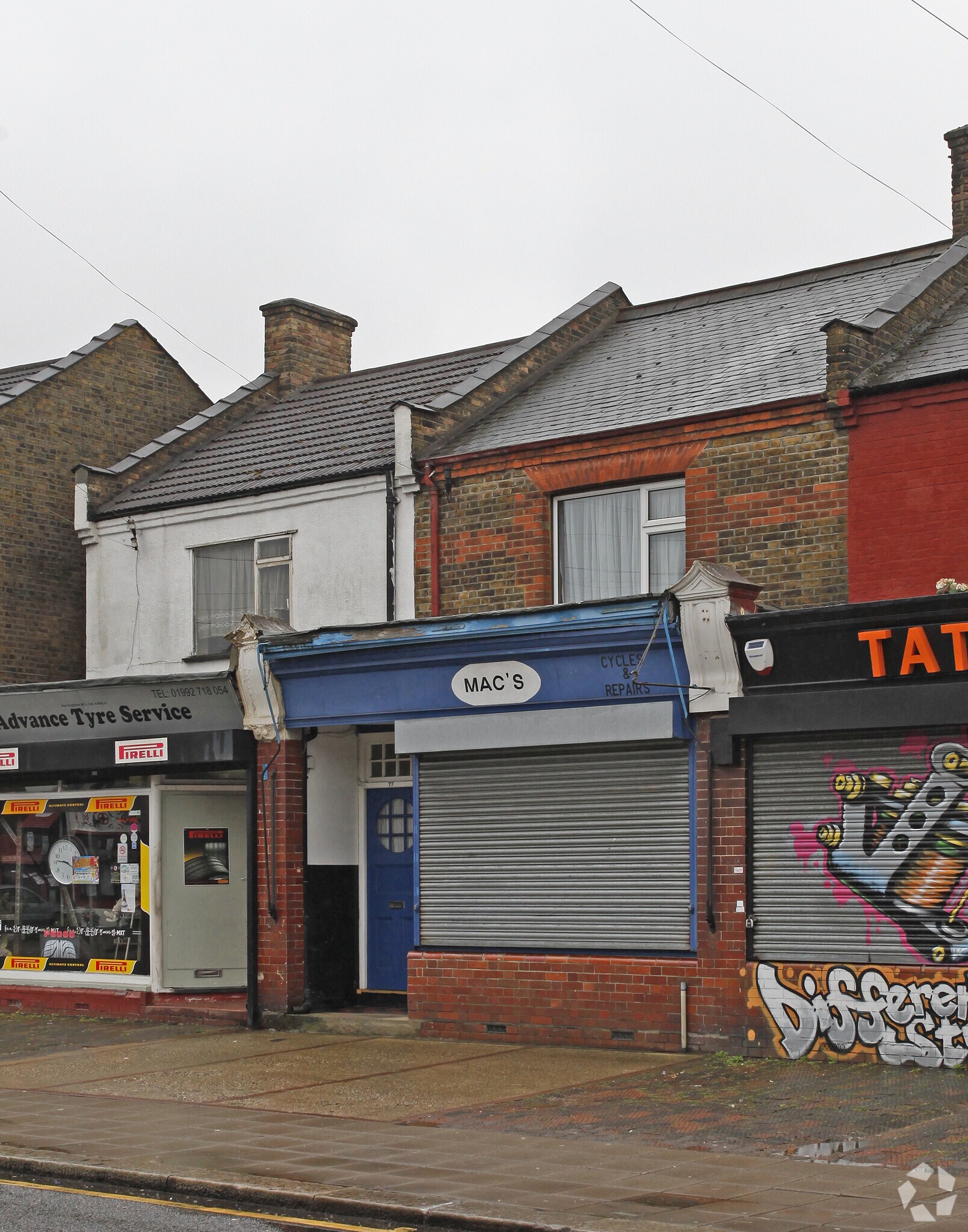 77 Ordnance Rd, Enfield, LND for Sale