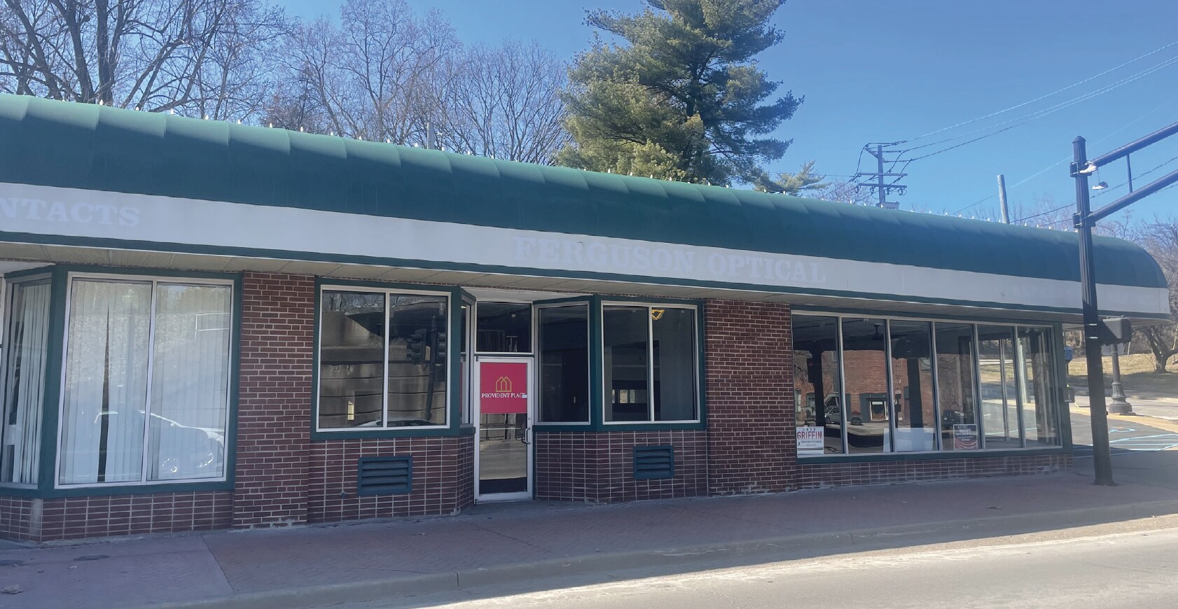 1 S Florissant Rd, Ferguson, MO for Rent