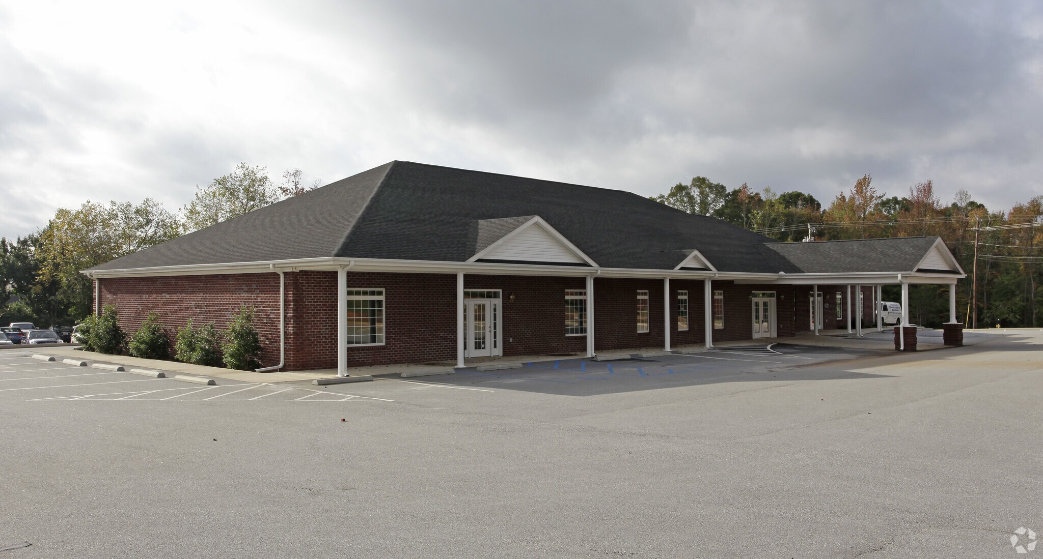 46 Professional Park Rd, Clinton, SC for Rent