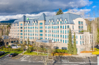 North Vancouver, BC Retail - 700 Old Lillooet Rd
