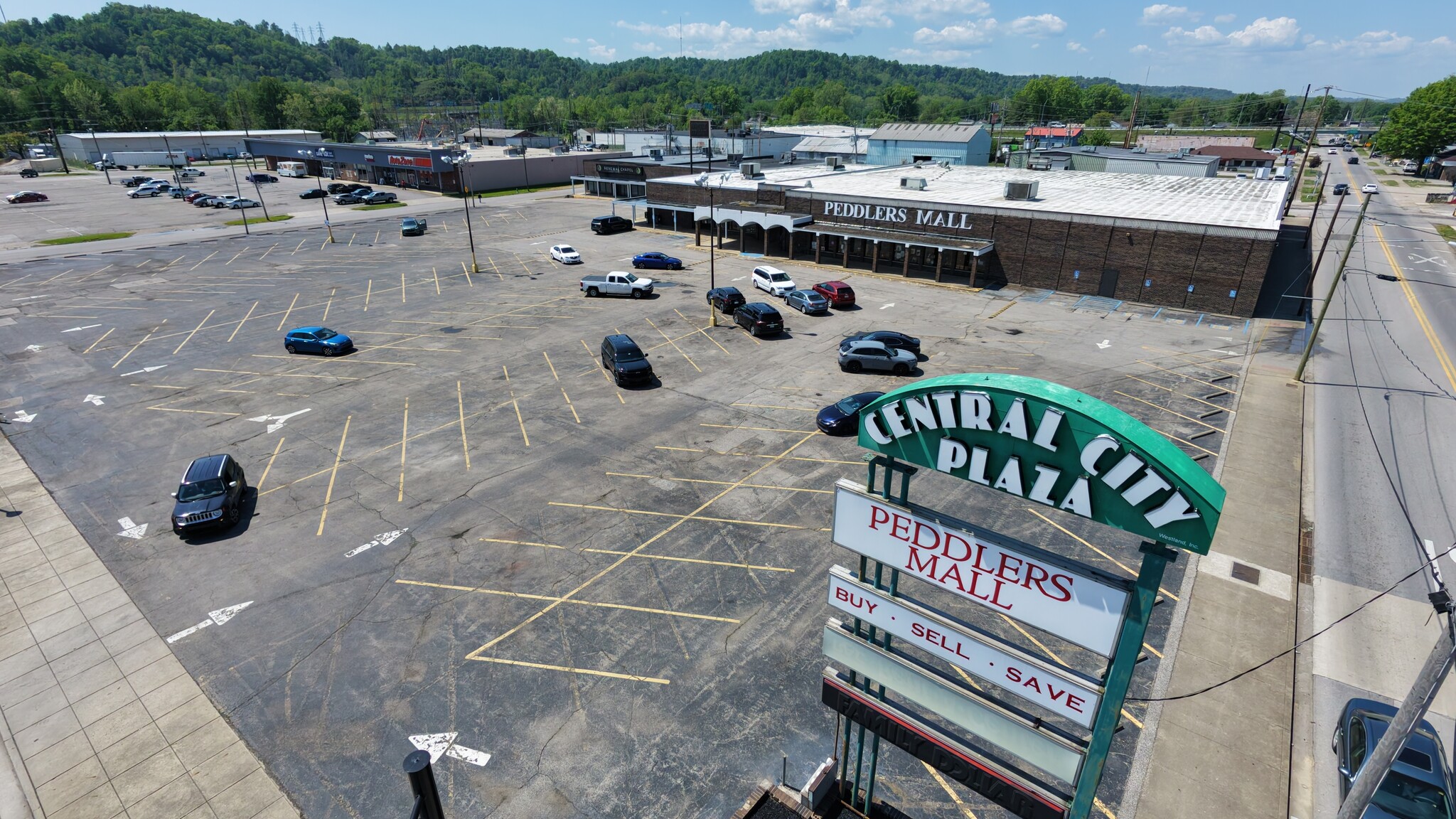 800-830 14th St W, Huntington, WV for Rent