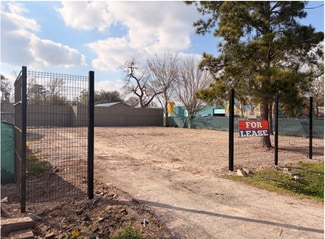 Houston, TX Commercial Land - 1719 Oak Tree Dr