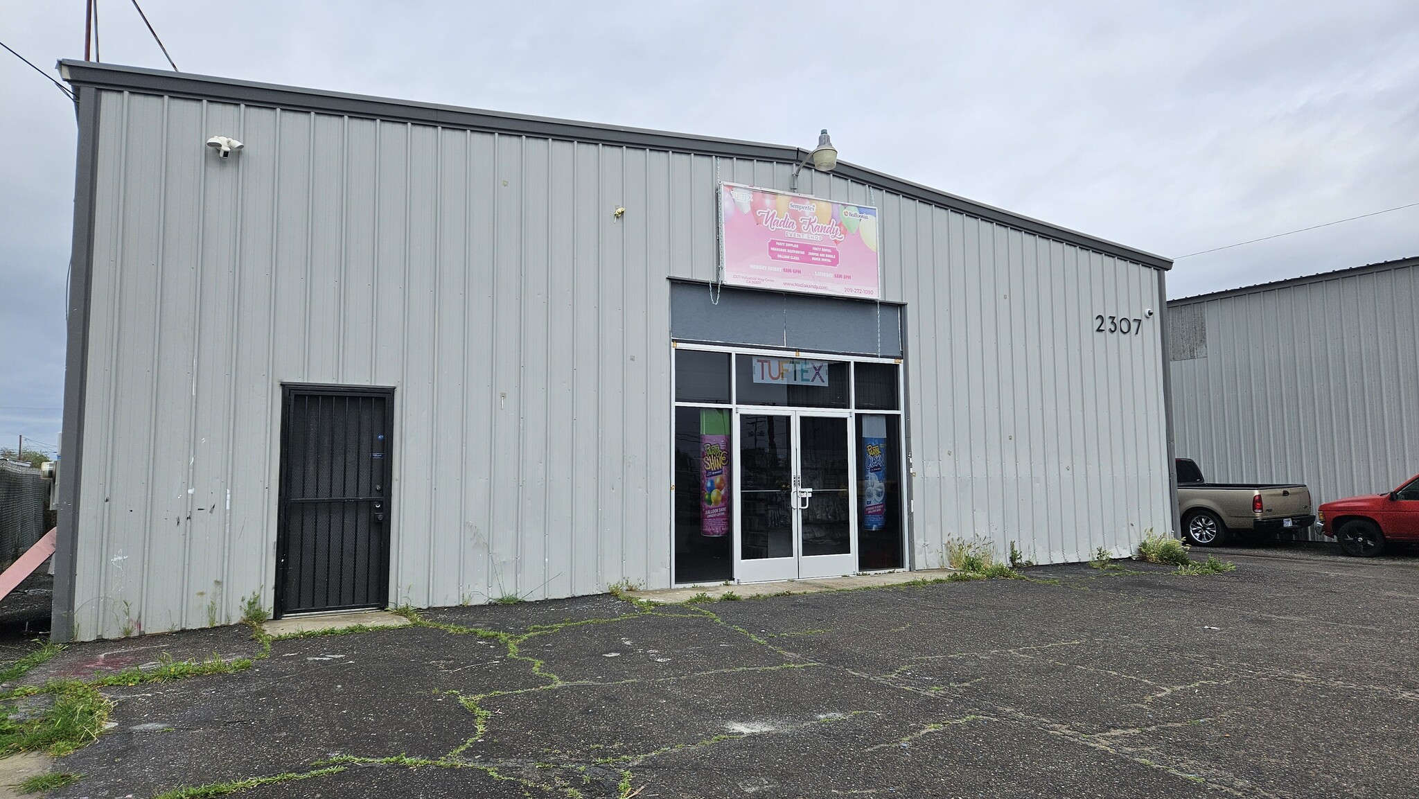 2307-2311 Industrial Way, Ceres, CA for Sale