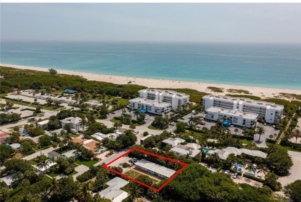 950 Sandpiper Ln, Vero Beach, FL for Sale