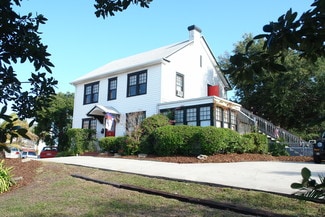 Daytona Beach, FL Schools - 37 S Halifax Ave