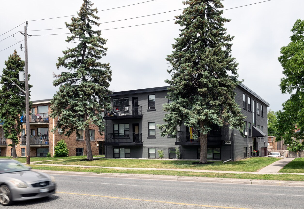 , Toronto, ON for Sale