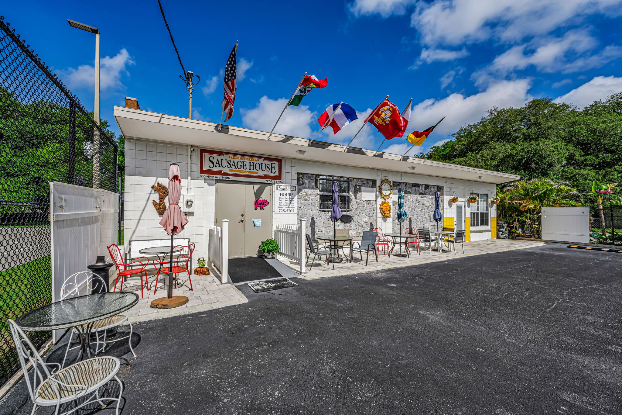 605 9th Ave N, Safety Harbor, FL for Sale