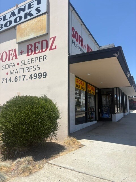 1813-1819 Redondo Ave, Signal Hill, CA for Rent