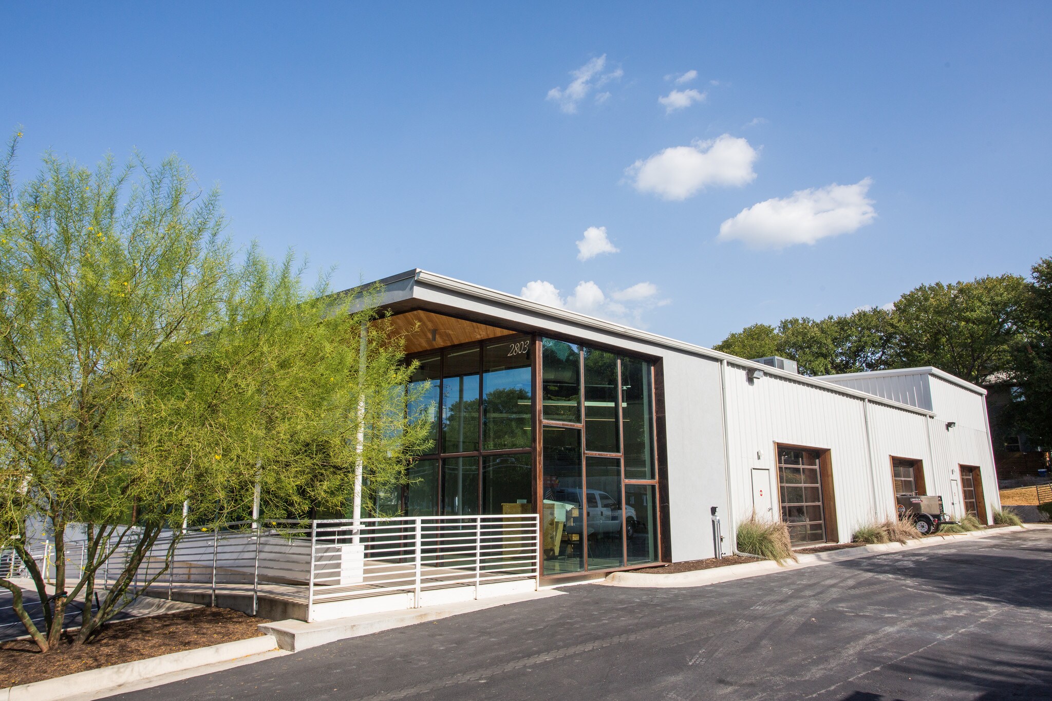 2803 Manor Rd, Austin, TX for Rent