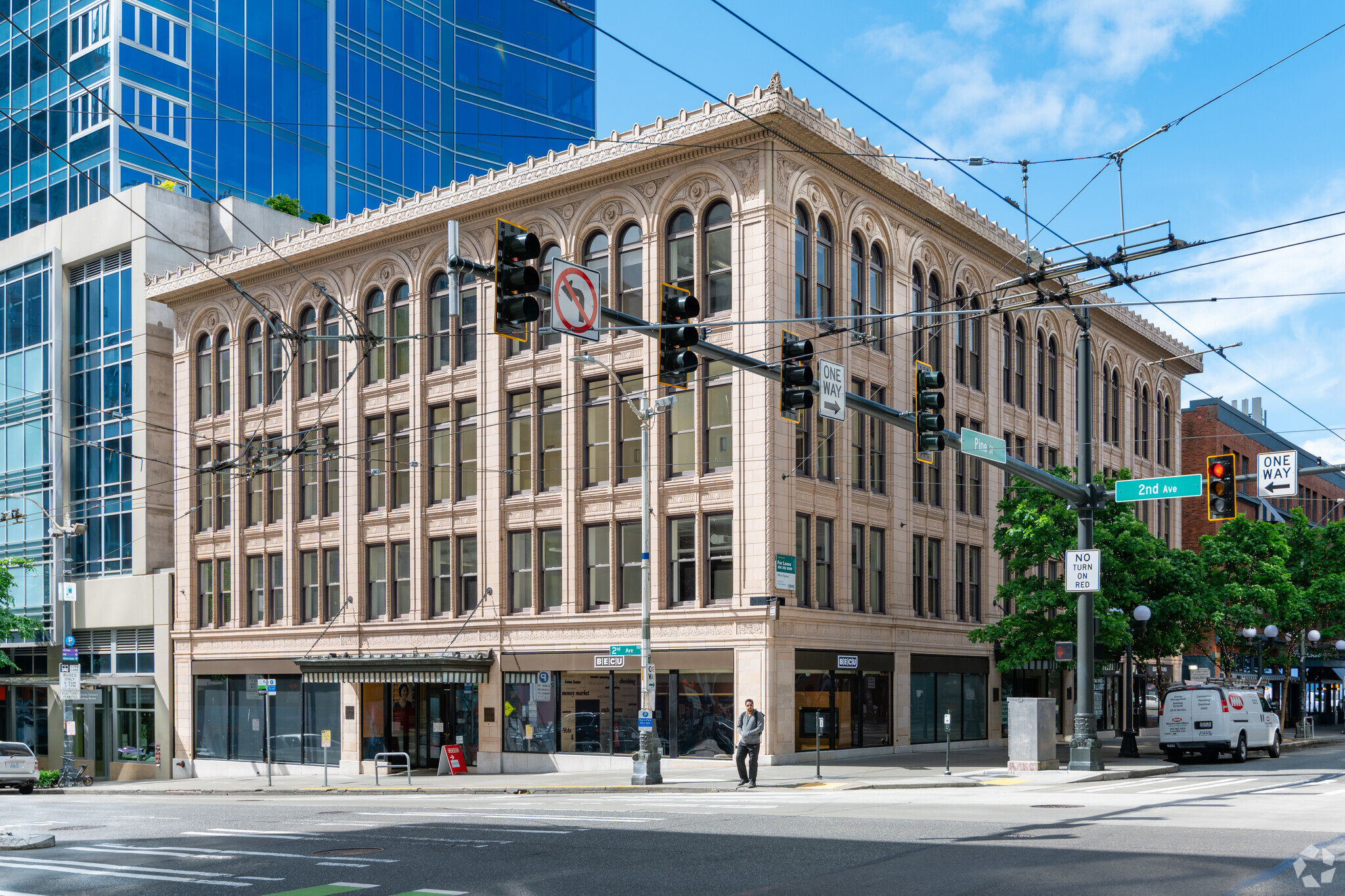 117-119 Pine St, Seattle, WA for Rent