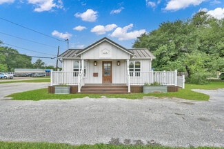 Tomball, TX Storefront Retail/Office - 724 W Main St