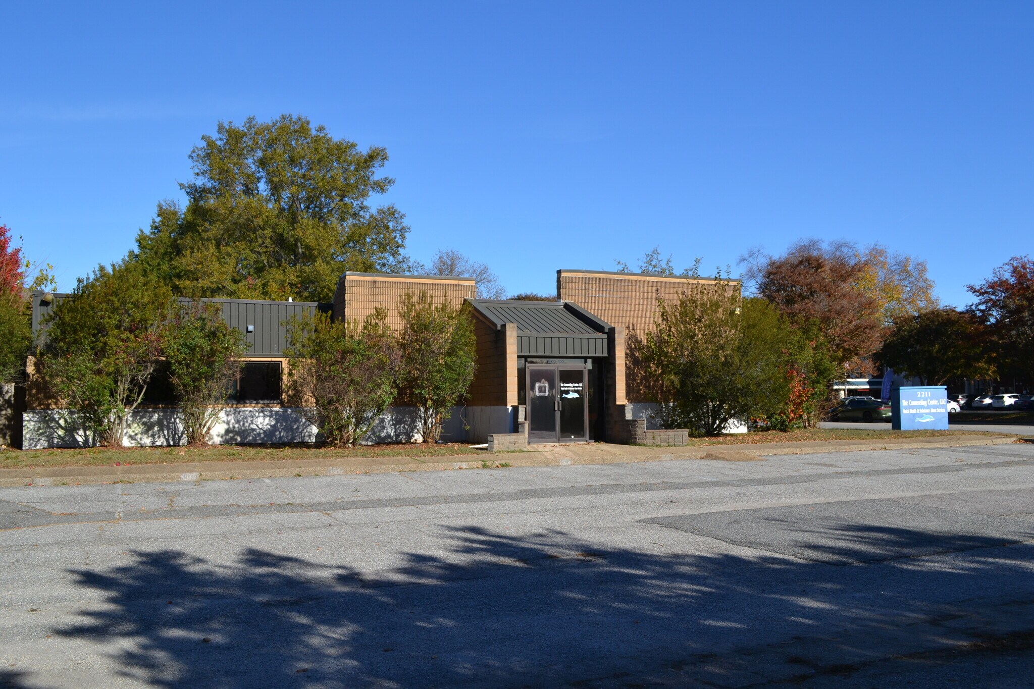 2211 Executive Dr Hampton, VA 23666 Office Property for Sale on