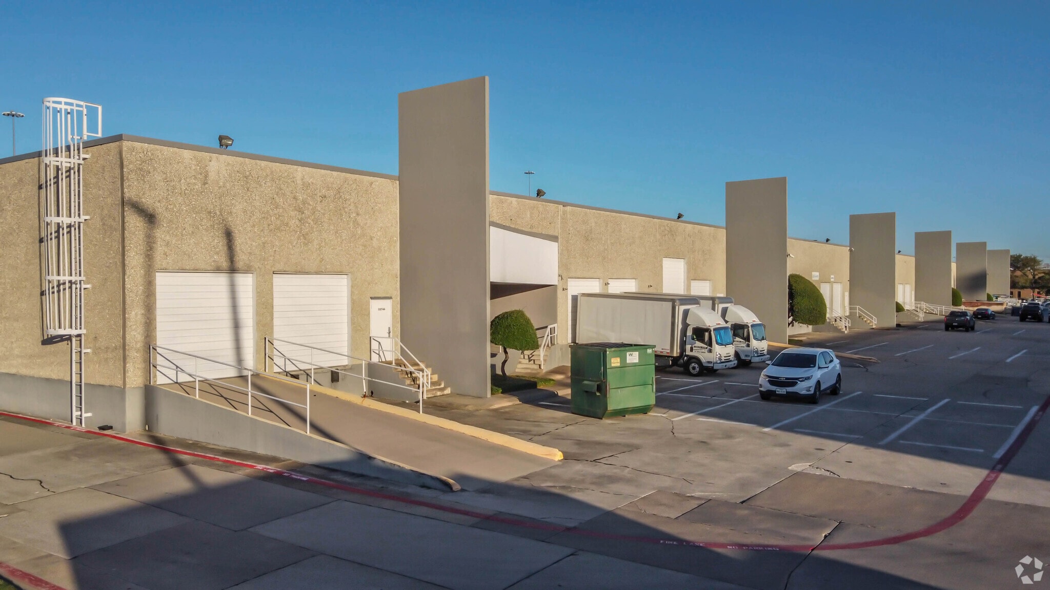 10730-10768 N Stemmons Fwy, Dallas, TX for Rent