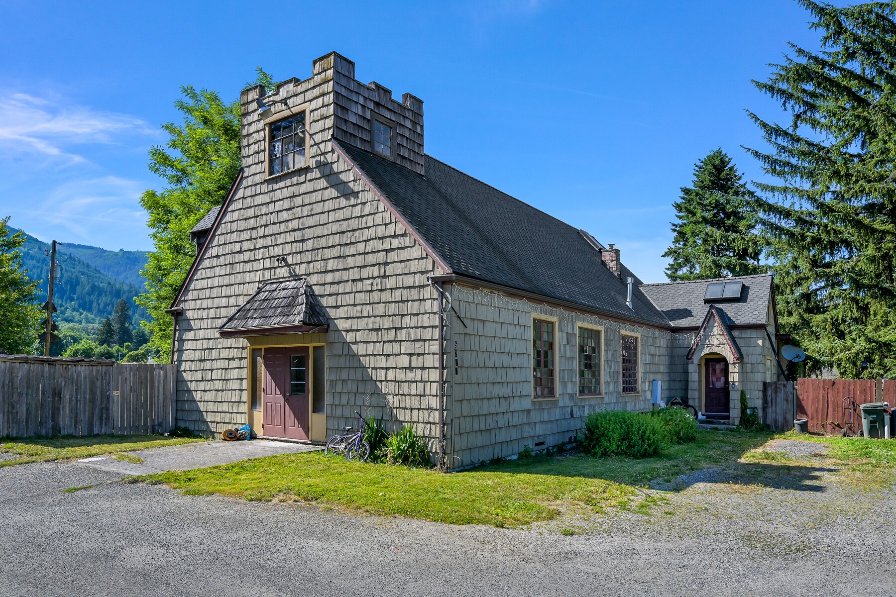 5290 Church Rd, Deming, WA for Sale