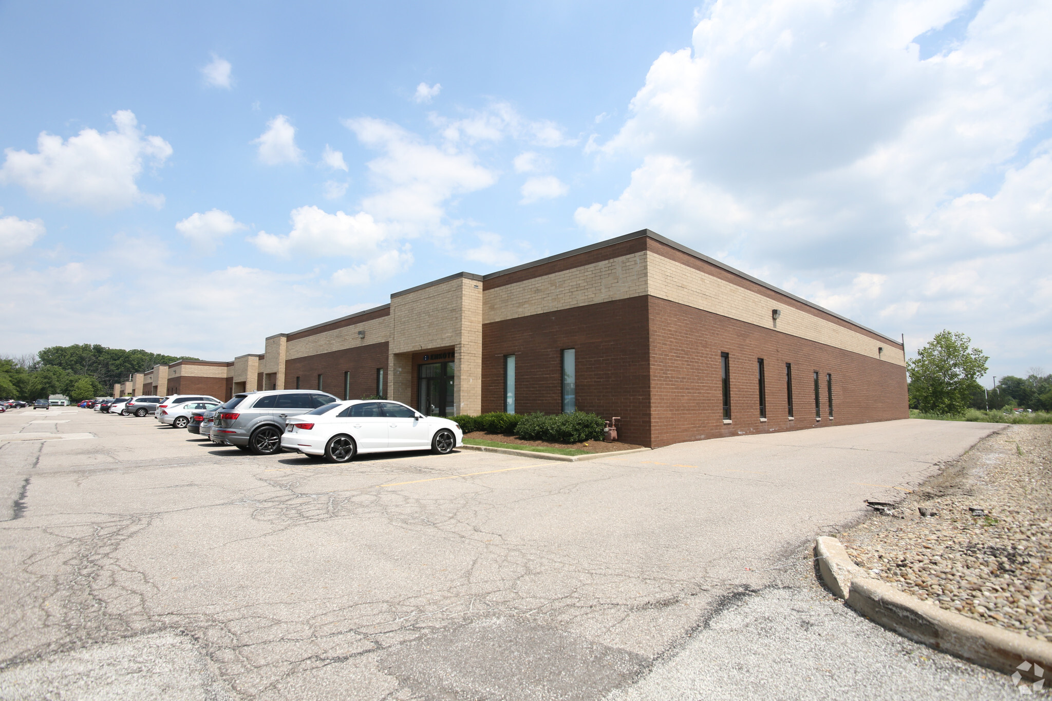 31200-31250 Solon Rd, Solon, OH for Rent