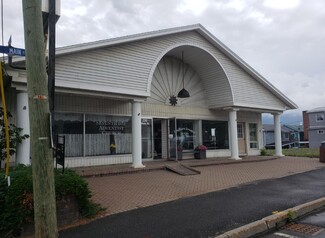 Madawaska, ME Storefront Retail/Residential - 250 Main St