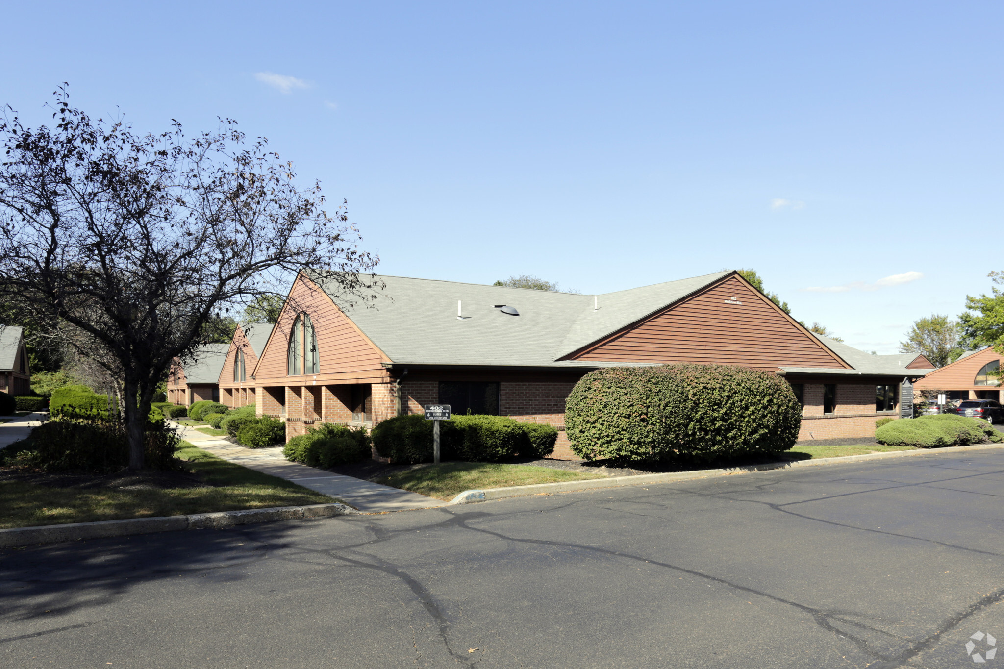 402 Middletown Blvd, Langhorne, PA for Rent