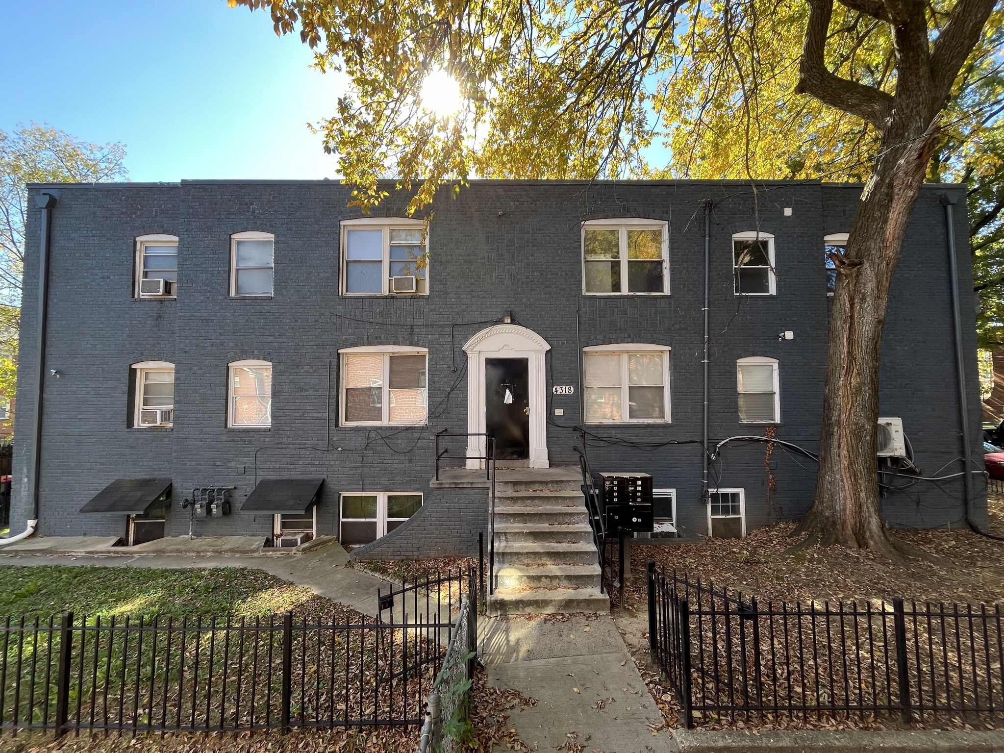 4318 Halley Ter SE, Washington, DC for Sale