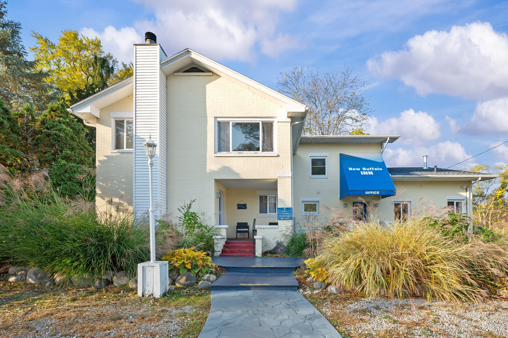 231 E Buffalo St, New Buffalo, MI for Sale