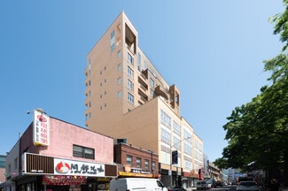 Flushing, NY Retail - 13511 40th Rd