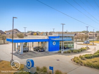 Lafayette, LA Bank - 329 W Pont Des Mouton Rd