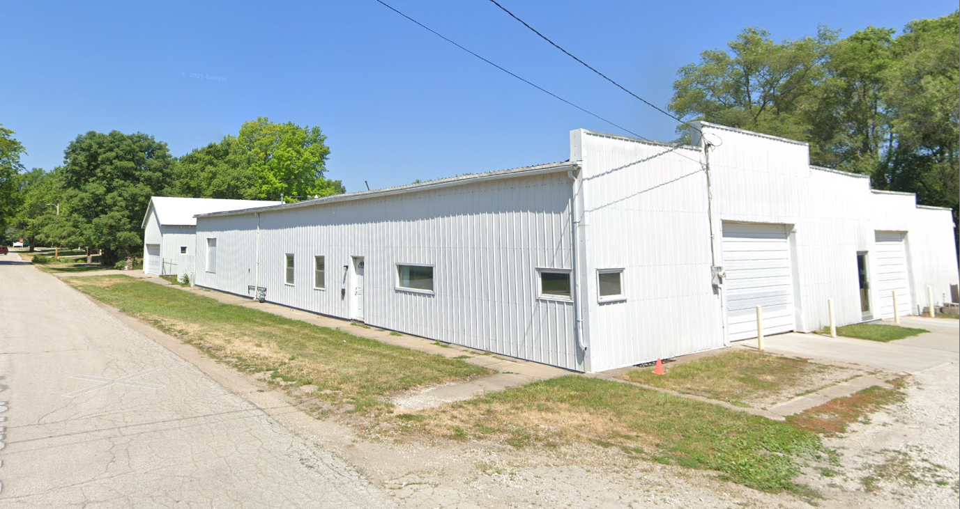 325 Grand St, Van Meter, IA for Sale