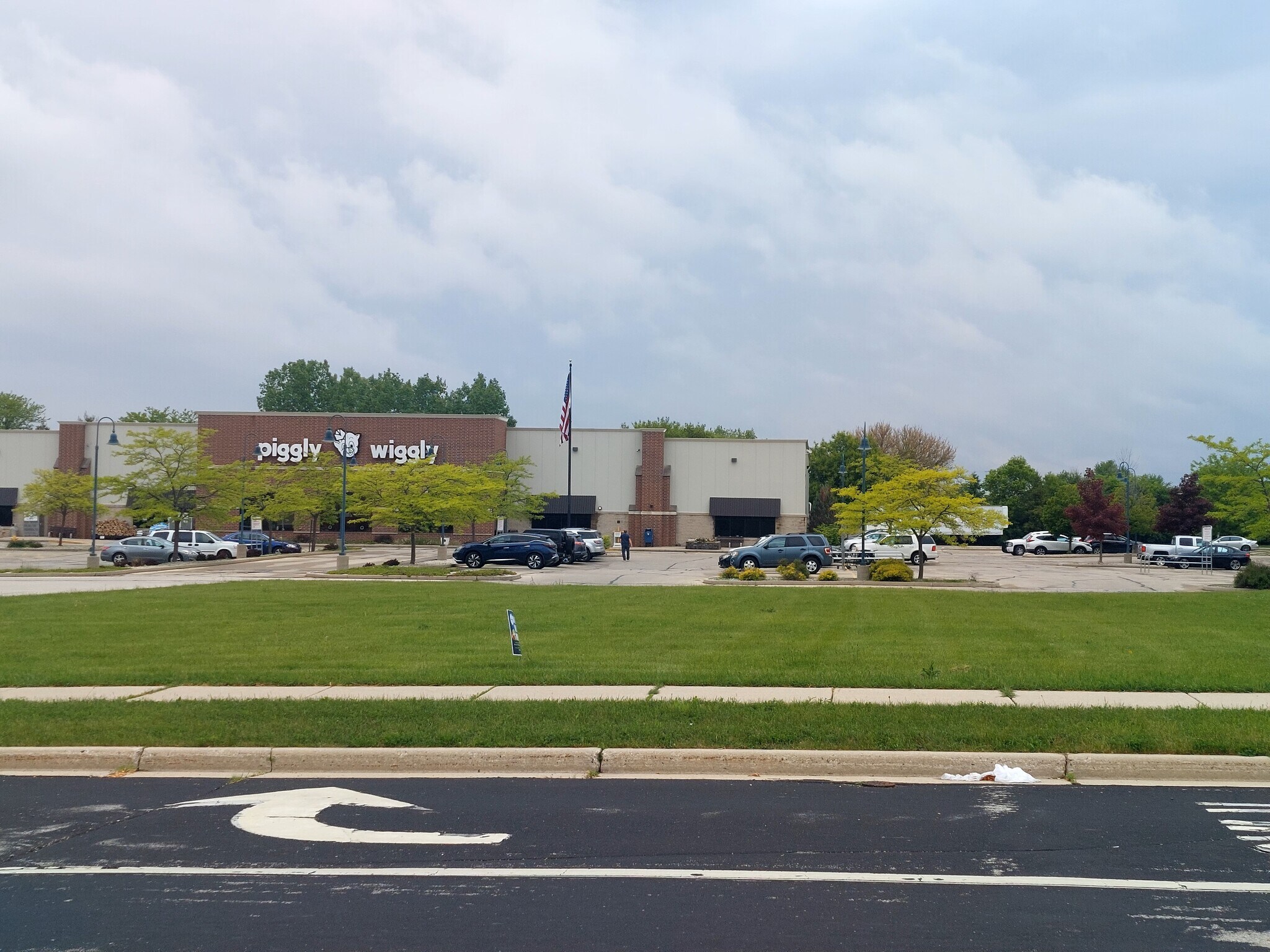 1334 Memorial Dr, Watertown, WI for Sale