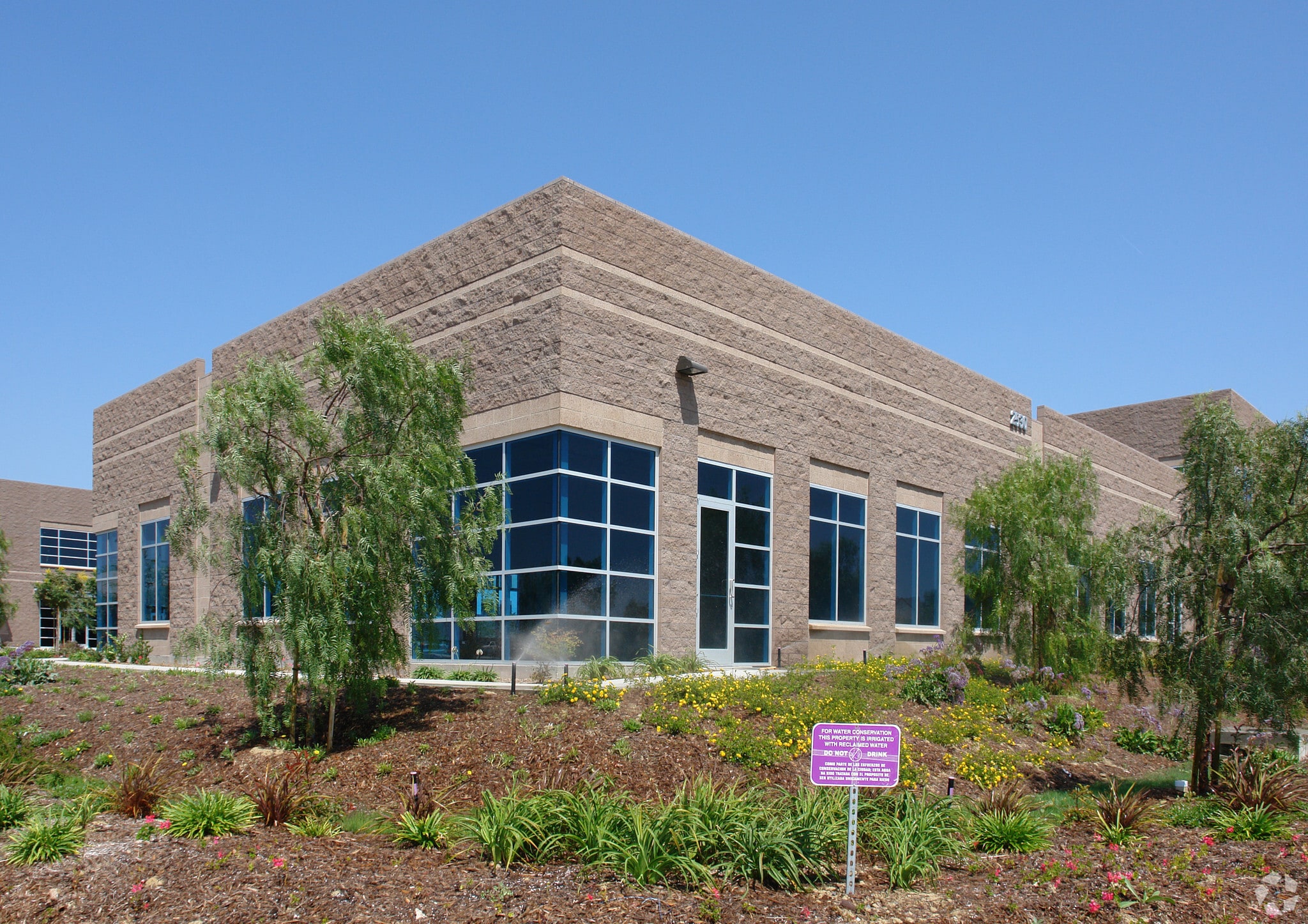 2530 Gateway Rd, Carlsbad, CA for Sale