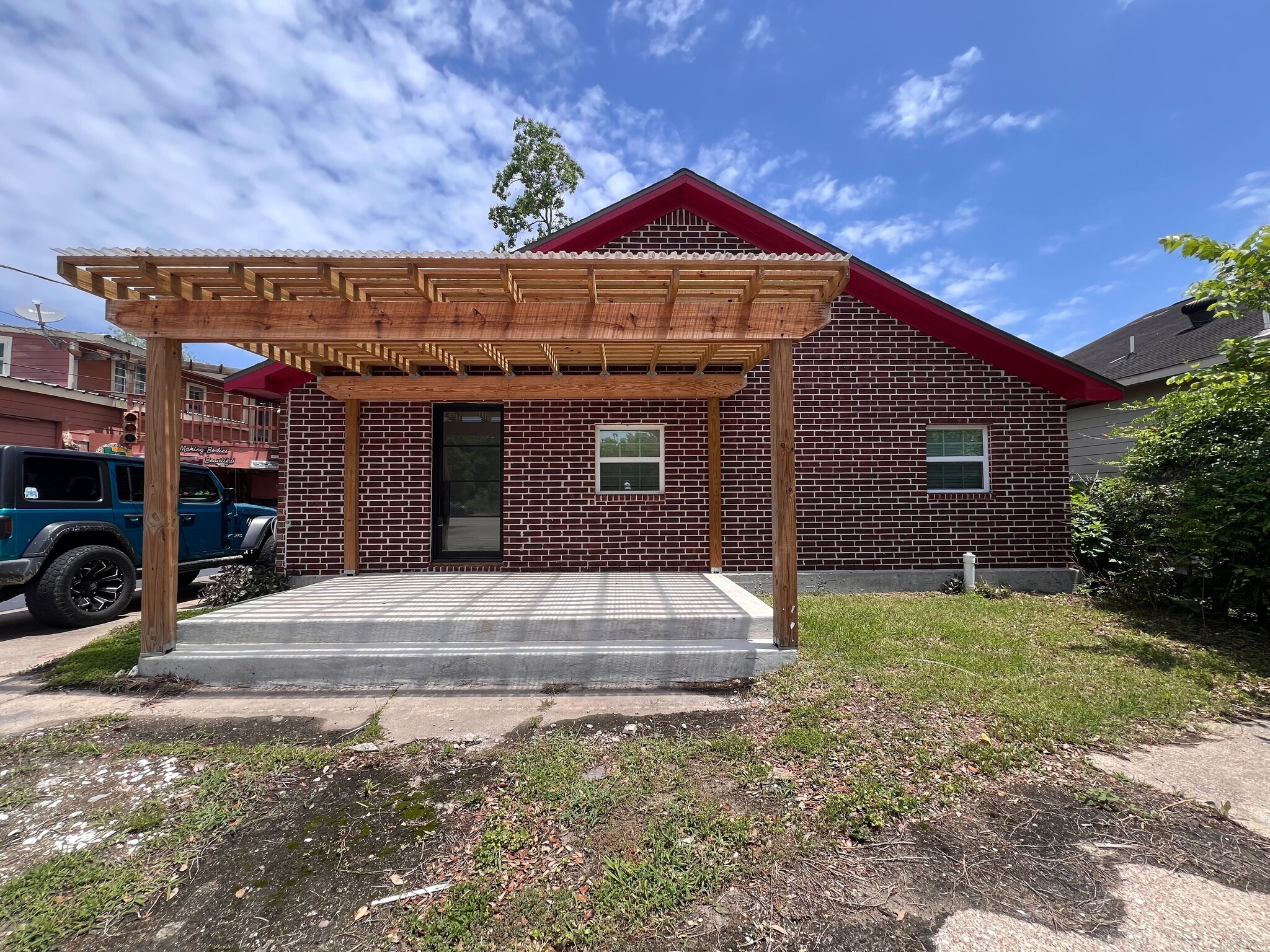 2209 Highway 3, Dickinson, TX for Sale