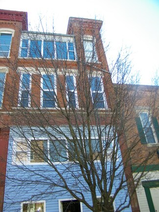 Fulton, MO Storefront Retail/Office - 8 W 5th