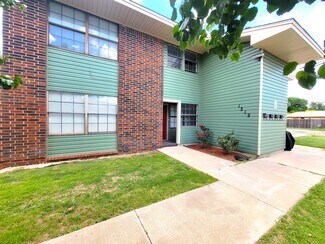 Pampa, TX Apartments - 1312 Coffee St