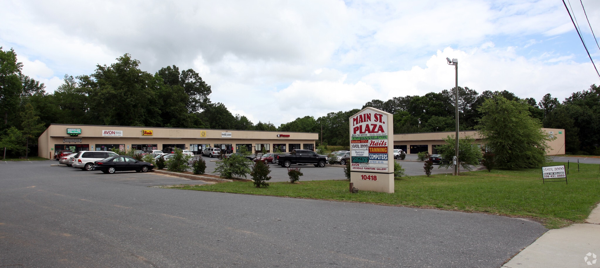 10418S-X-10418E N Main St, High Point, NC for Rent