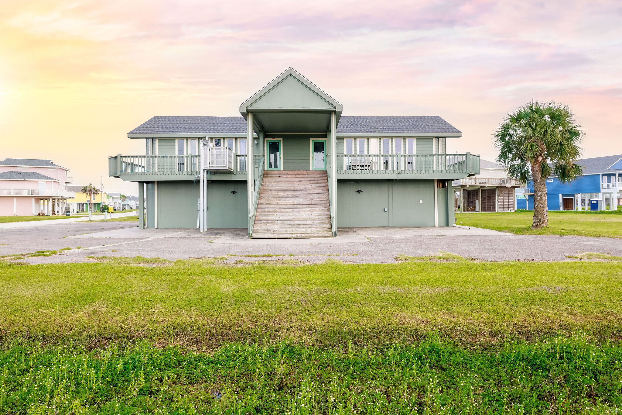 3120 Hwy 87, Crystal Beach, TX for Sale