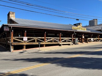 Gatlinburg, TN Restaurant - Historic Nature Trail