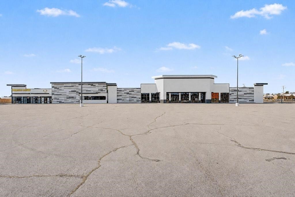 1305-1311 W Walnut St, Rogers, AR for Rent