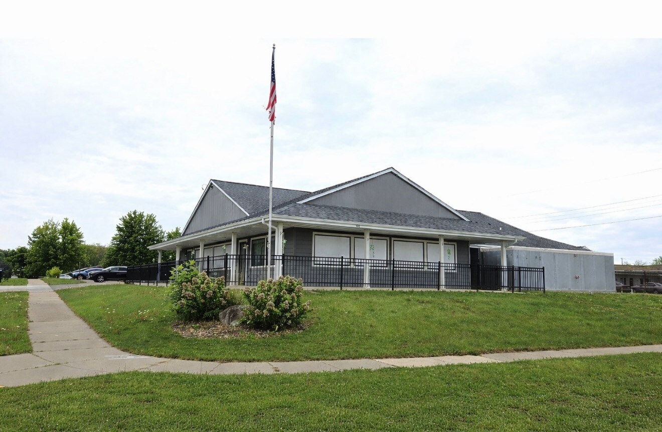 2235 N Clairemont Ave, Eau Claire, WI for Sale