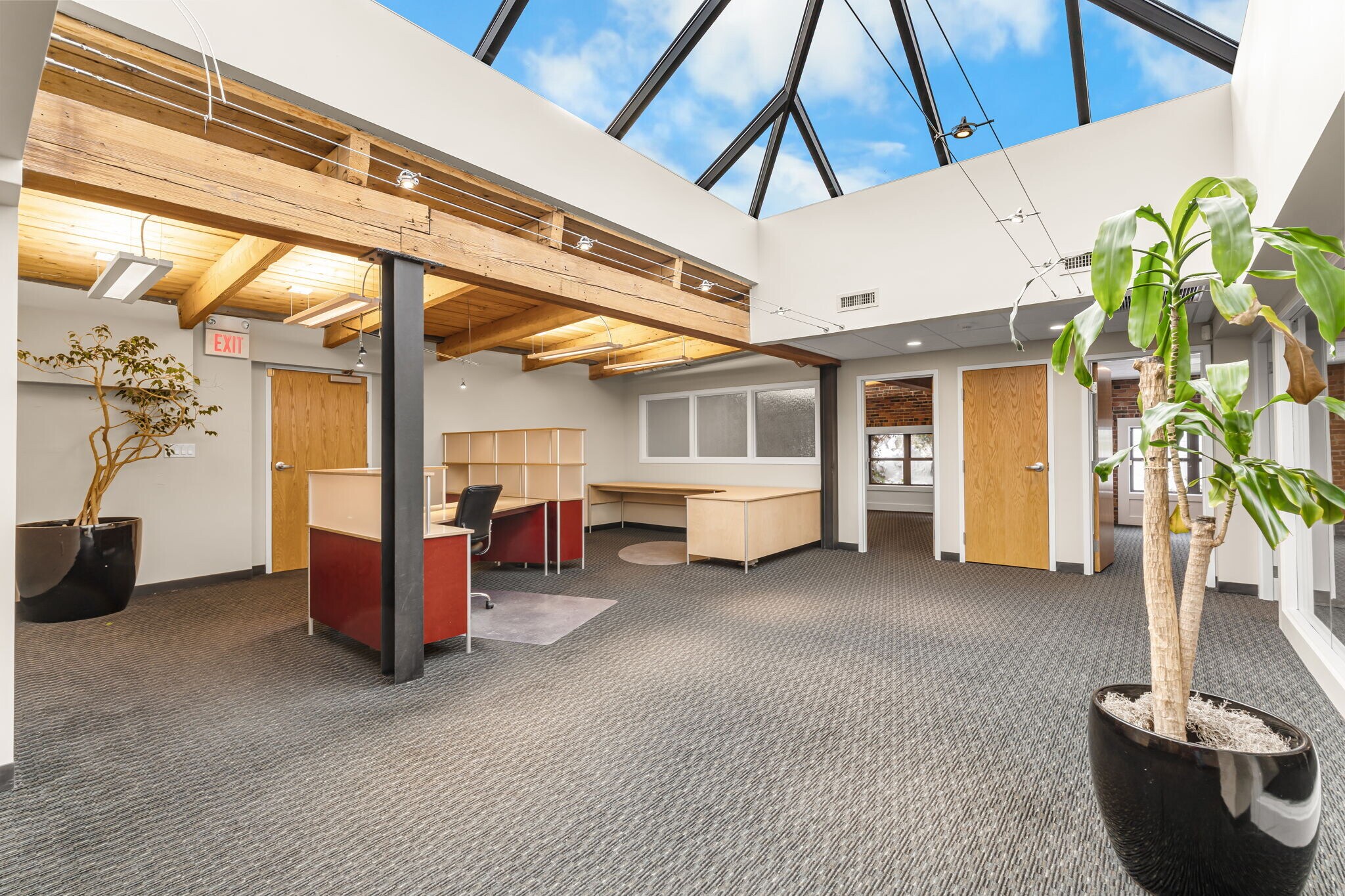 1 Harris St, Newburyport, MA for Sale