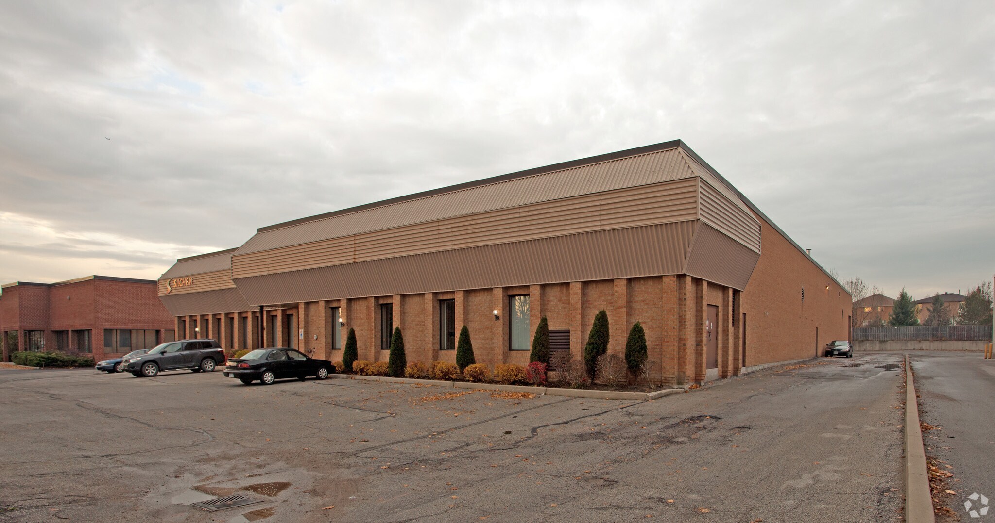 200 Granton Dr, Richmond Hill, ON for Sale
