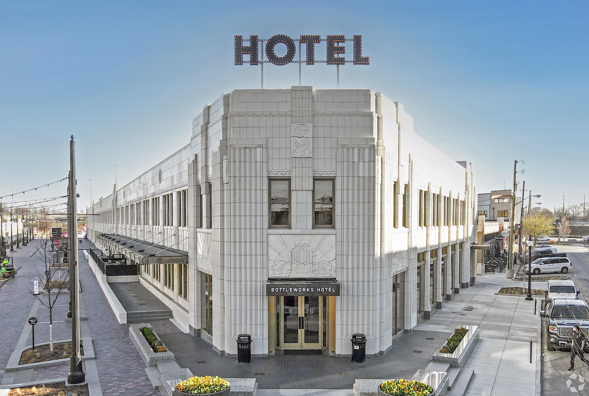 850 Massachusetts Ave, Indianapolis, IN for Rent