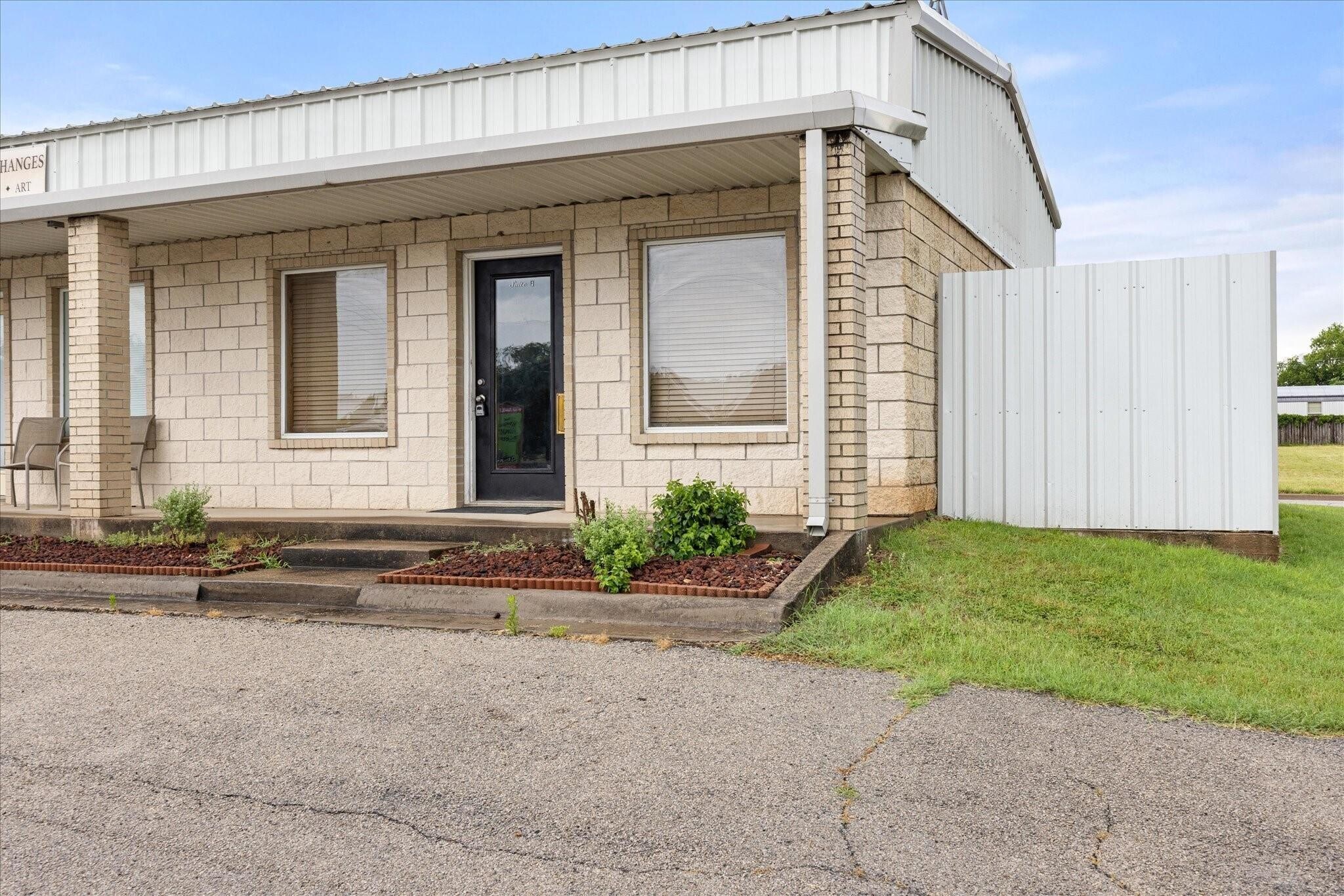 1201 Barnard Street, Glen Rose, TX for Rent