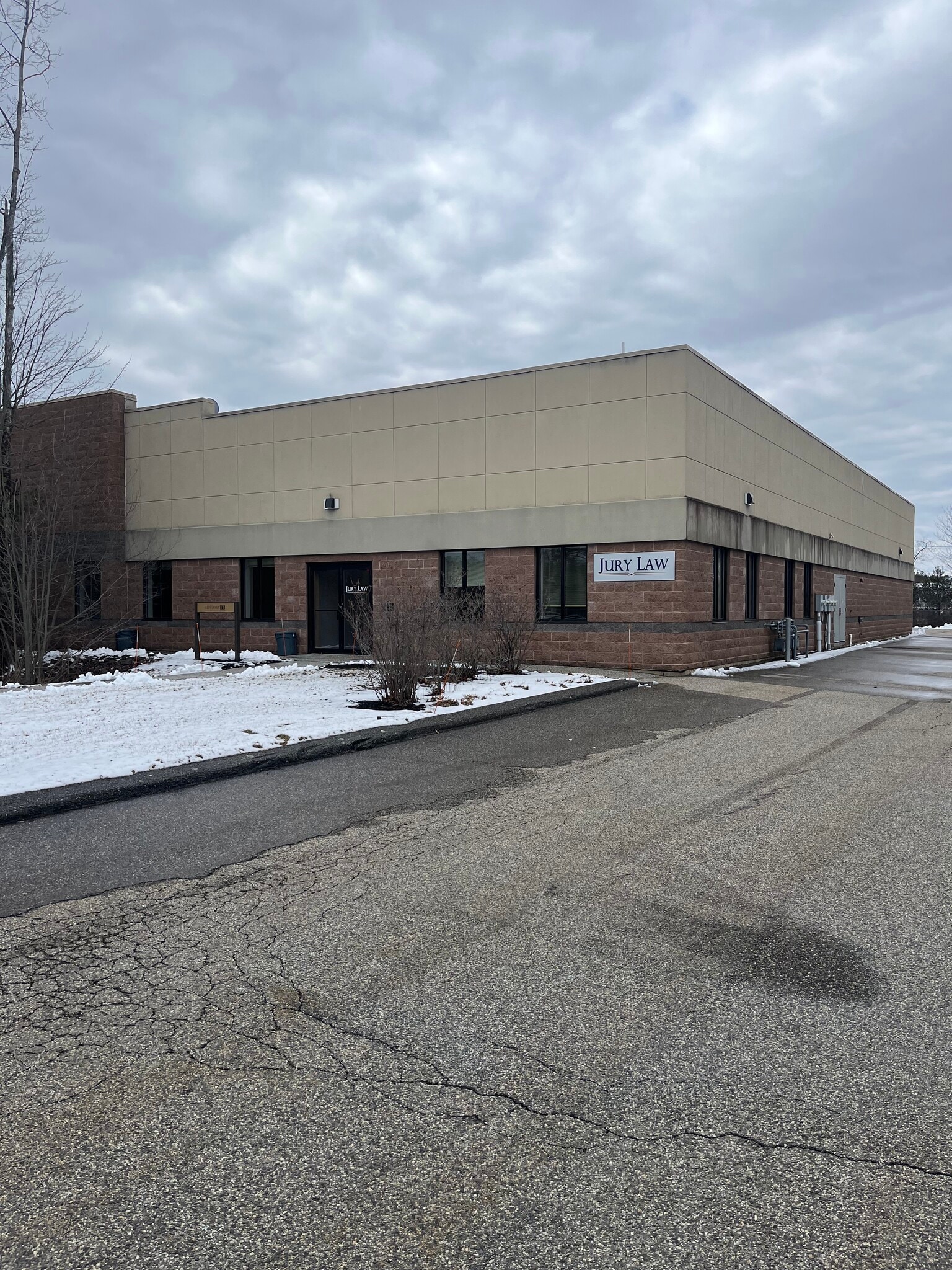 202 Gannett Dr, South Portland, ME for Rent