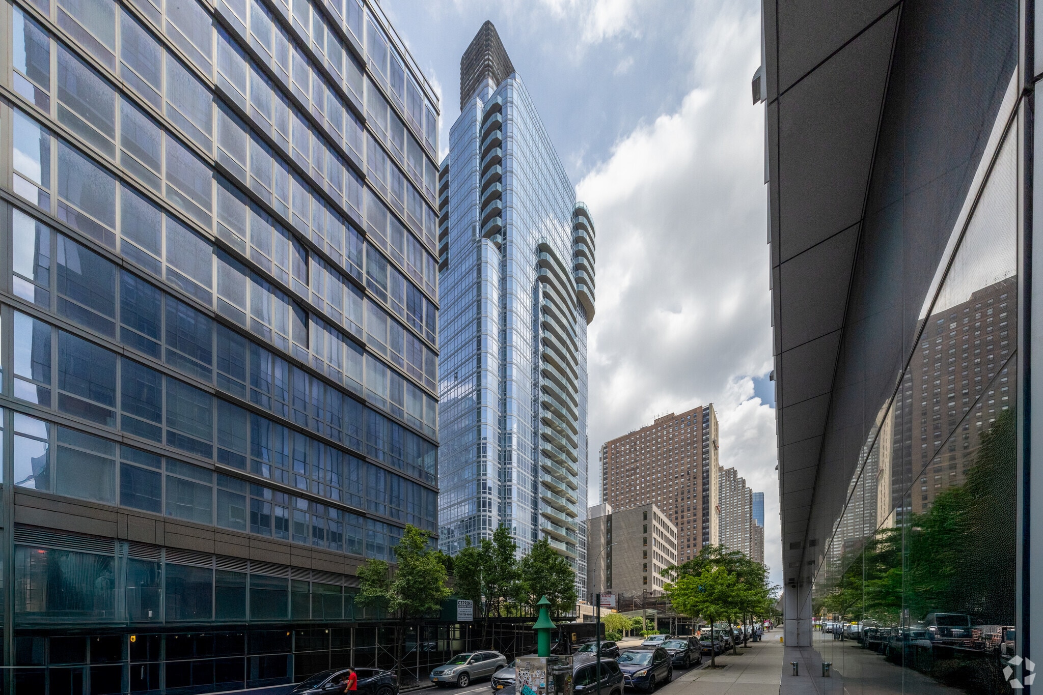 555 W 59th St, New York, NY for Rent