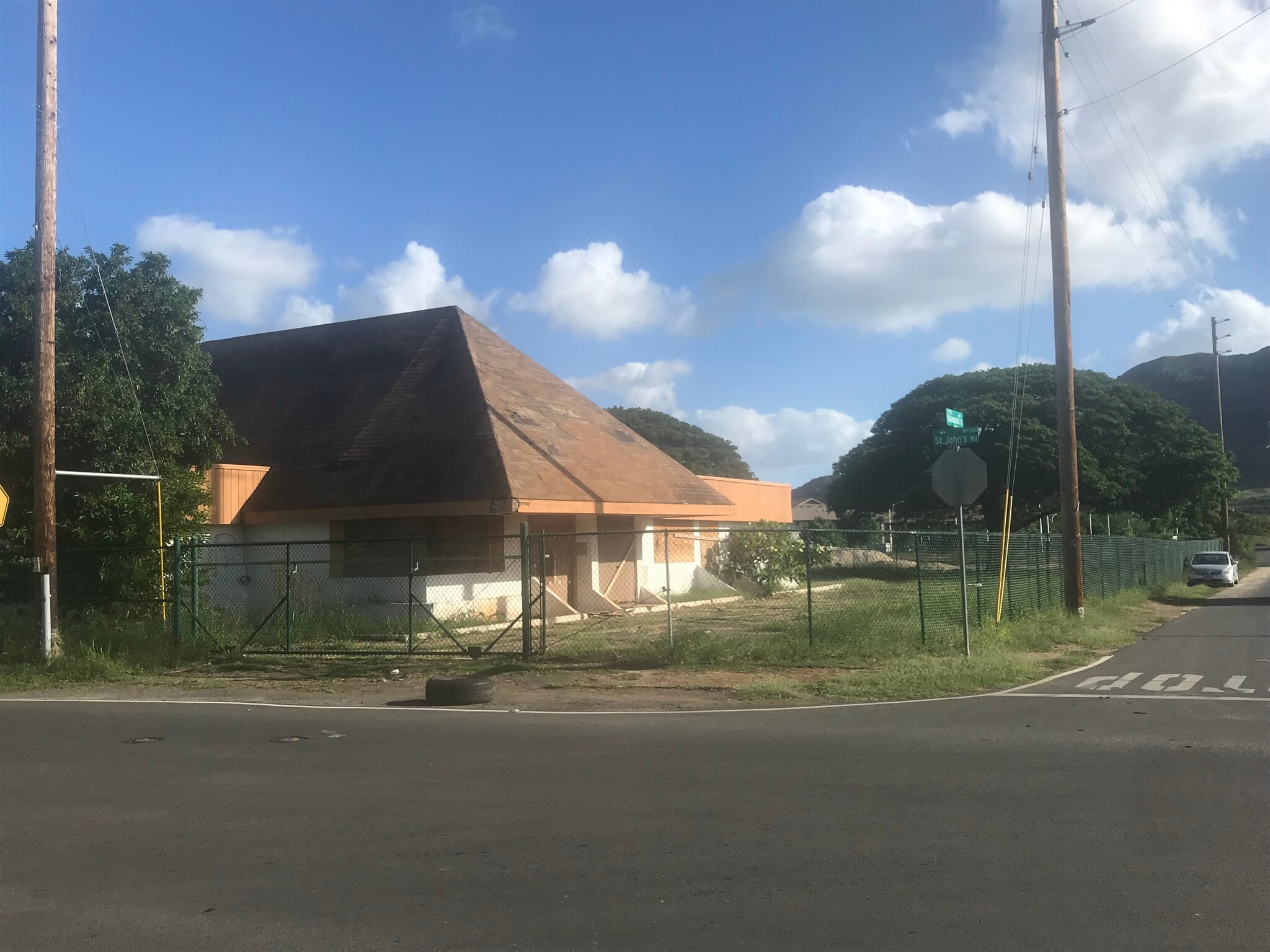 87-499 Kulaaupuni St, Waianae, HI for Sale