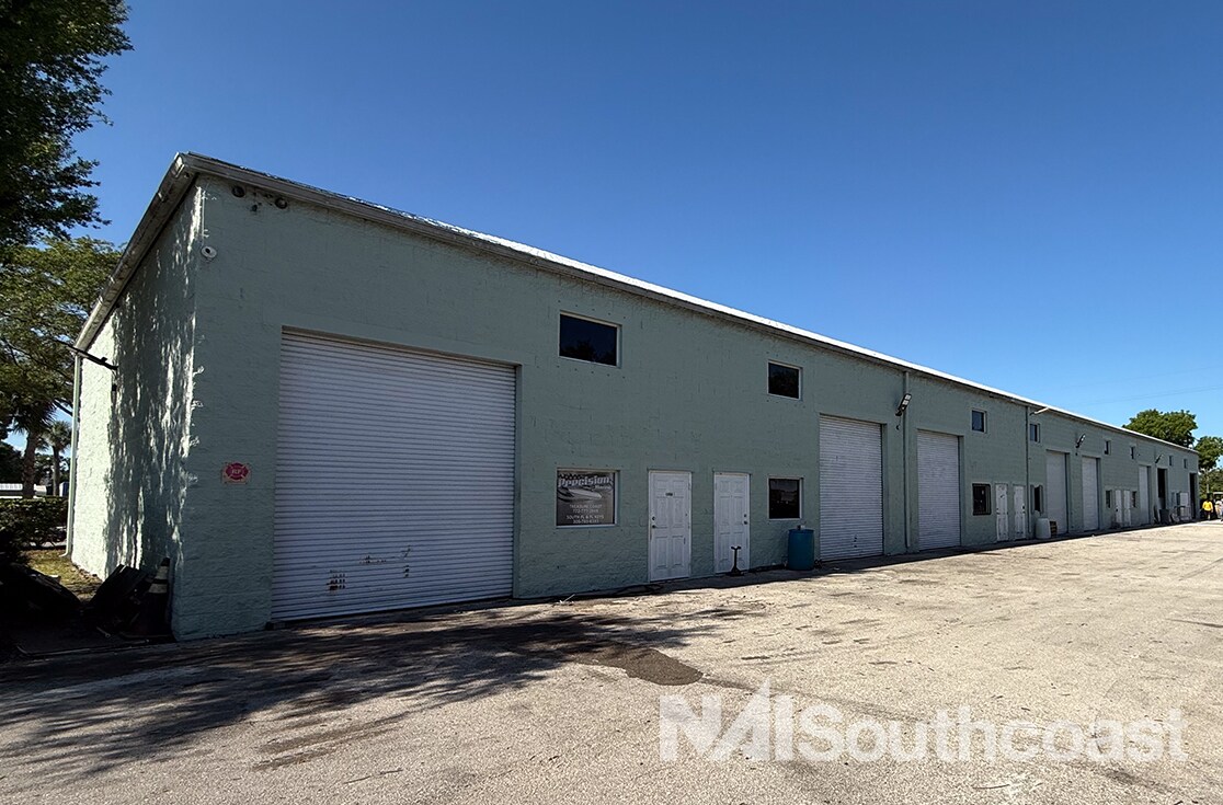1337 SW South Macedo Blvd, Port Saint Lucie, FL for Rent