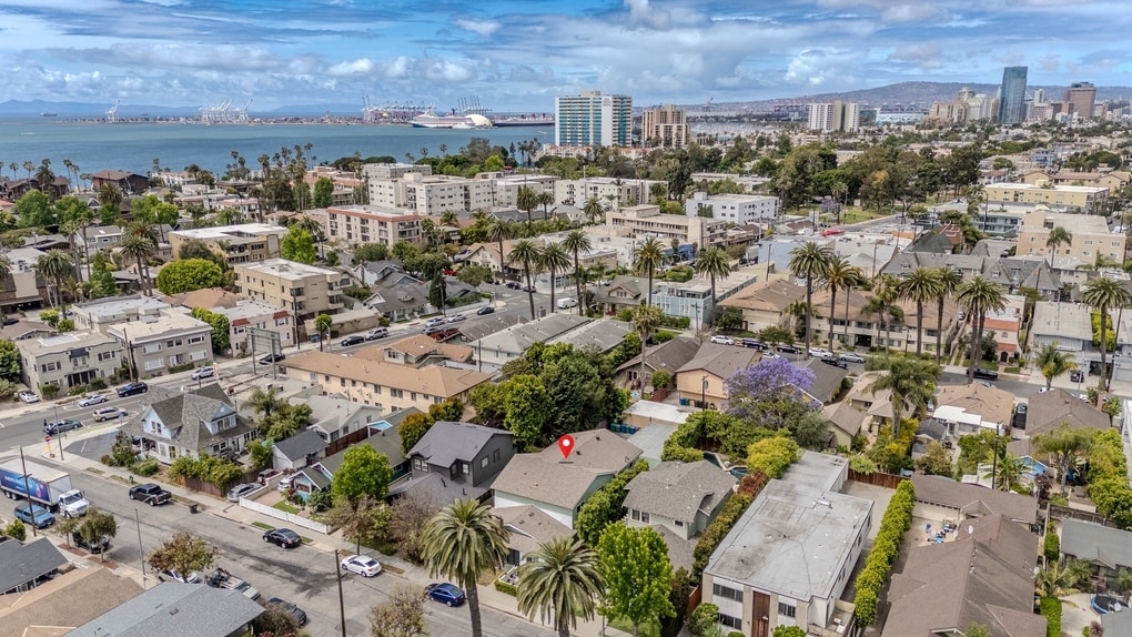 241 Lindero Ave, Long Beach, CA for Sale