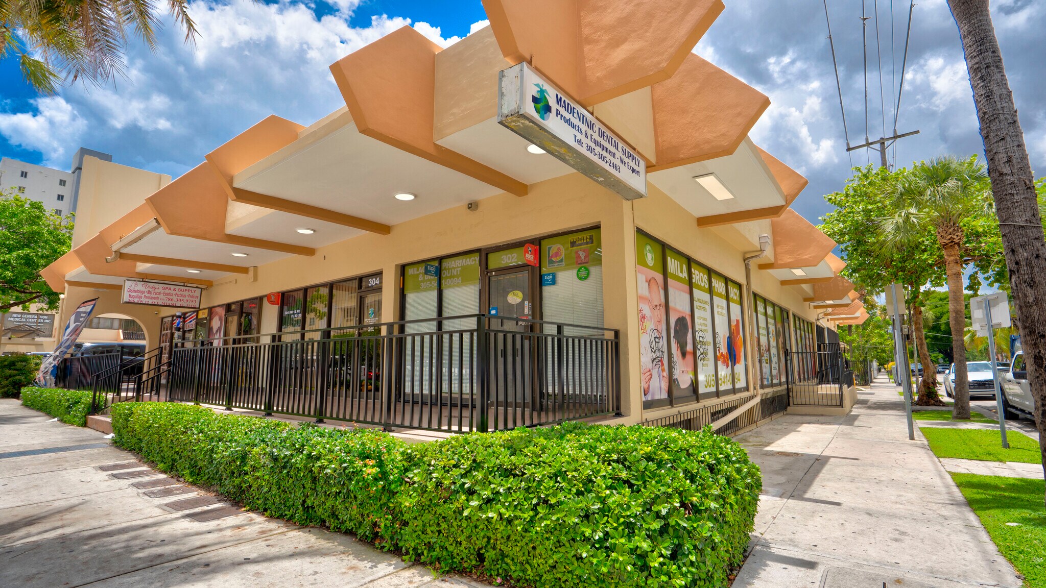 1220 SW 3rd St, Miami, FL for Rent