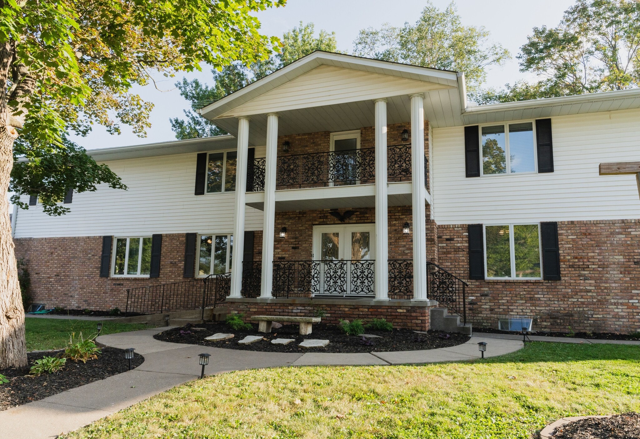 807 3rd St, Durant, IA for Sale