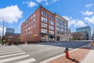 Kansas City, MO undefined - 905 Broadway Blvd