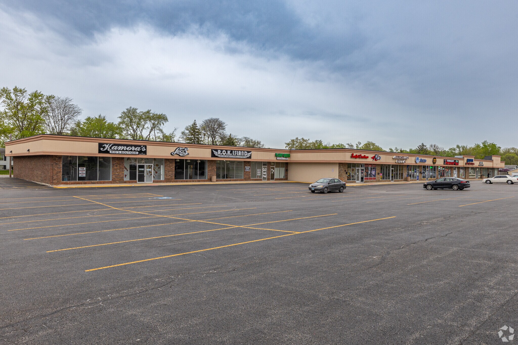 289-339 E Glenwood Lansing Rd, Glenwood, IL for Rent